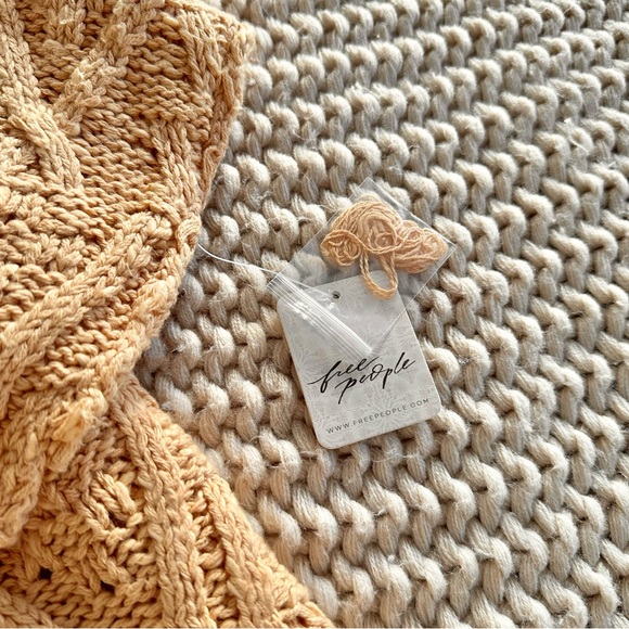 | free people • isla camel cable tunic sweater size • medium | - Picture 13 of 16